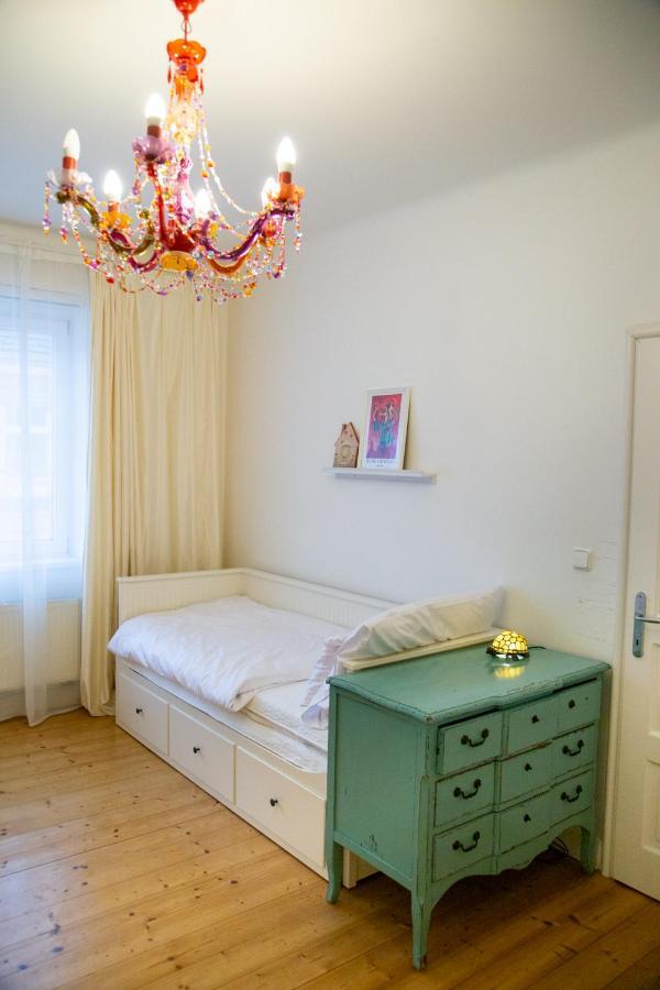 Velky 3-Izbovy Apartman Bratislava-Stare Mesto Kültér fotó